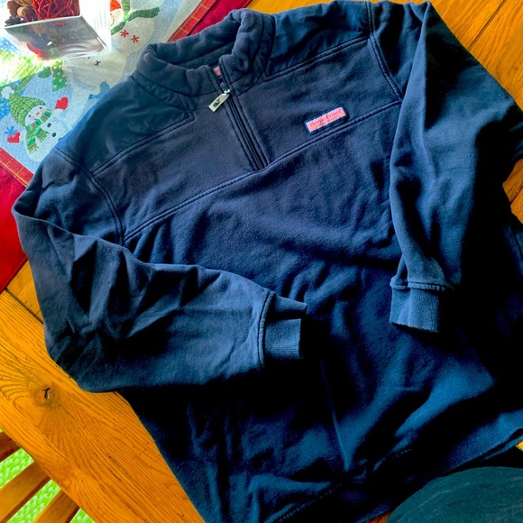 Vineyard Vines Tops - Vineyard vines sweatshirt